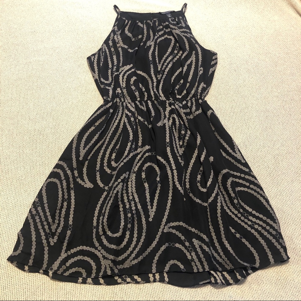 Banana Republic 100% silk dress elastic waist